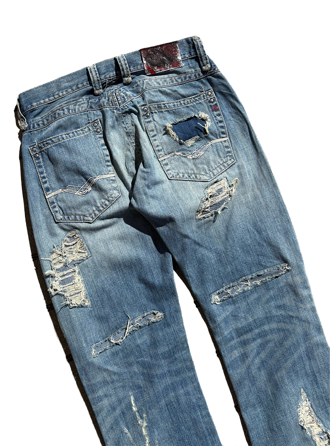 Pureliism™ Distressed light blue jeans, w: 31