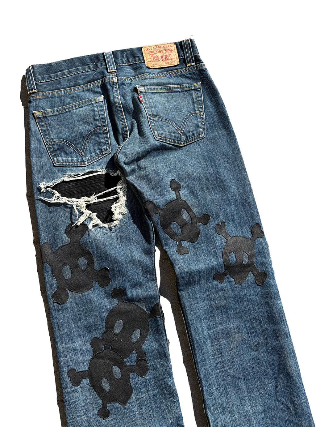 Pureliism™ distressed  skull denim